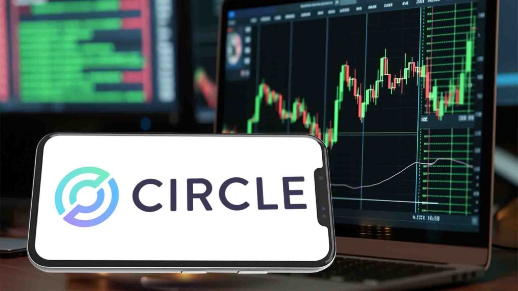 Circle Stock Back In Green Amid USDC Expansion To XDC Network