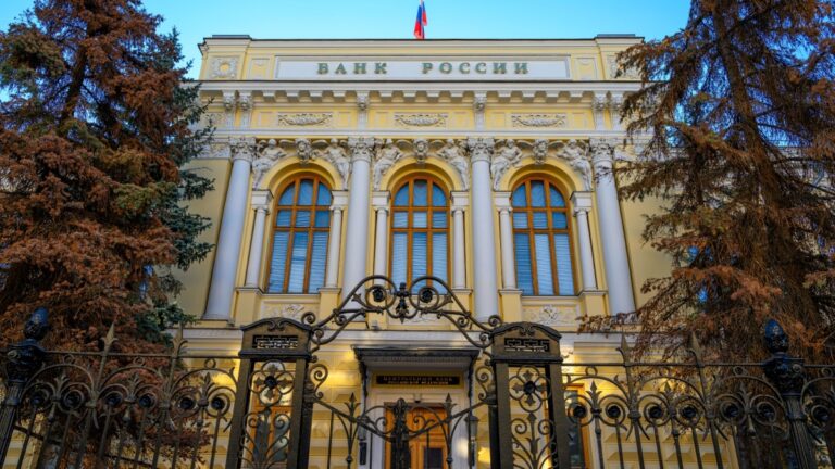 ЦБ усилит контроль над цифровыми активами и майнингом