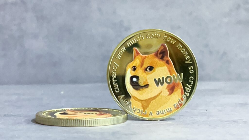Dogecoin выходит в реальный мир: крипта шагает в спорт