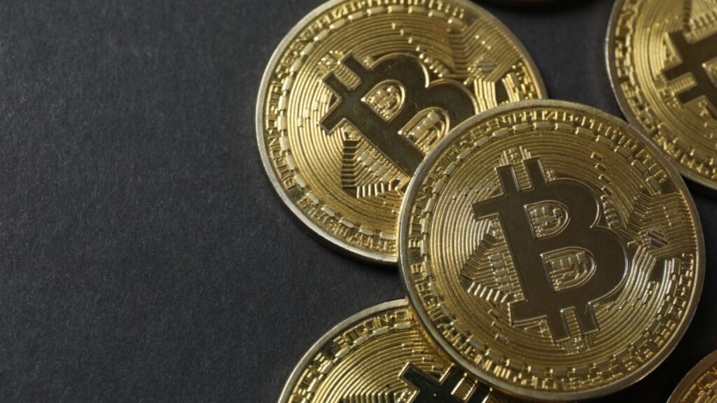 Биткоин готовится к новому циклу: почему интерес инвесторов растет
