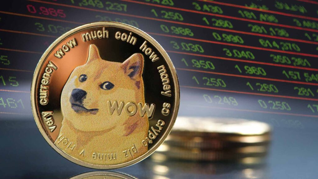 Le prix du Dogecoin défend une ligne de tendance clé alors que les analystes envisagent un possible rallye de 50%.